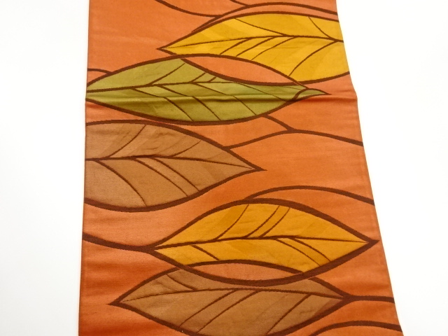  葉模様織出し洒落袋帯